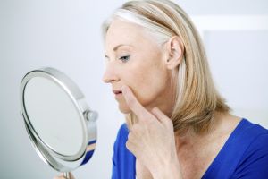 Tour d’horizon sur les soins esthétiques anti-âges du visage à Capbreton, près de Biarritz et Bayonne